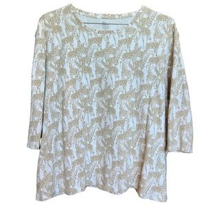 Kim Rogers EC tan giraffes on white crew neck top. 3/4 sleeves very soft Size 2X